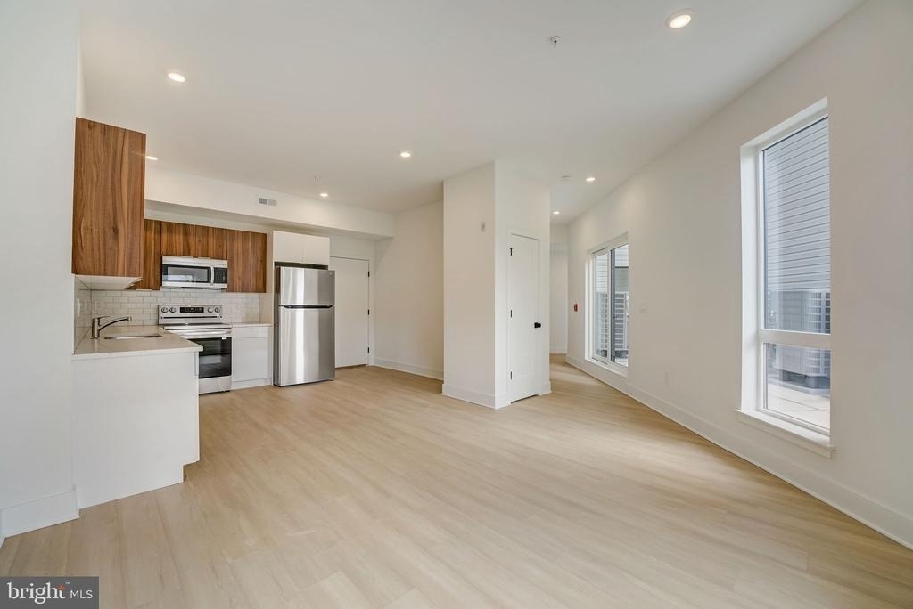 4200 Lancaster Avenue - Photo 0