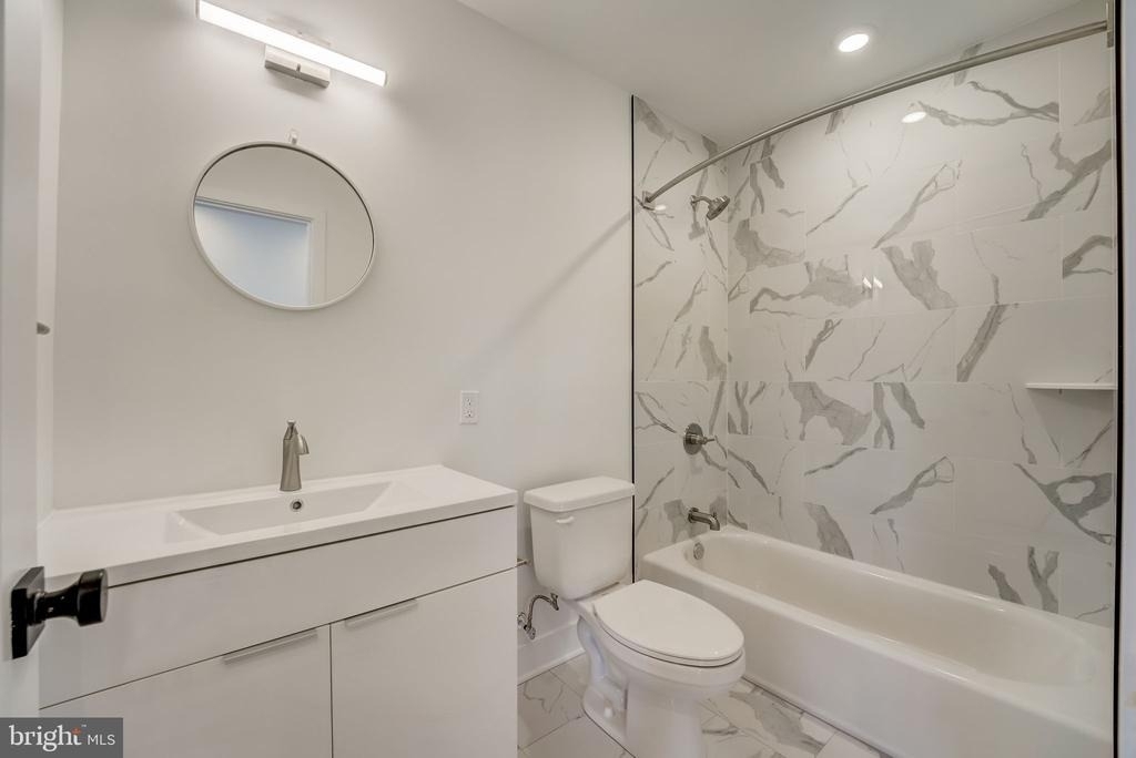 4200 Lancaster Avenue - Photo 16