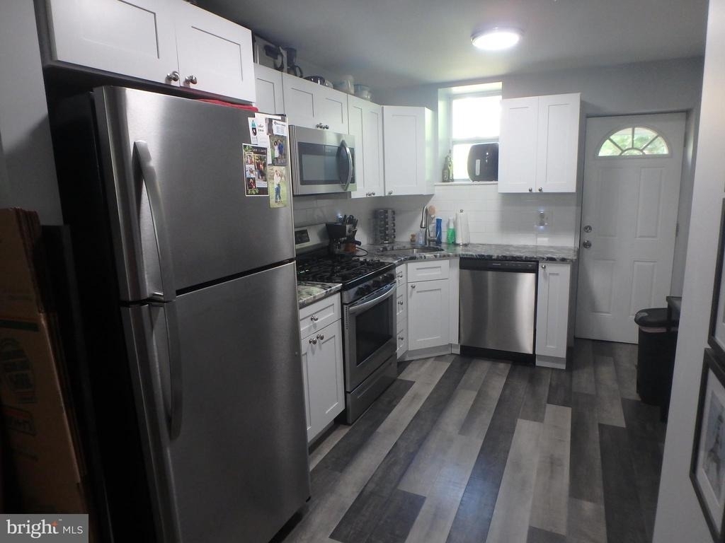 2428 S Fairhill Street - Photo 4
