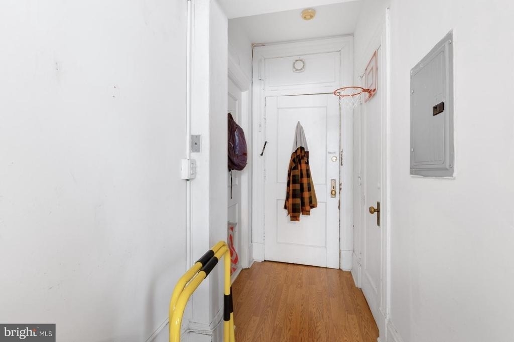 1324 Locust Street - Photo 8