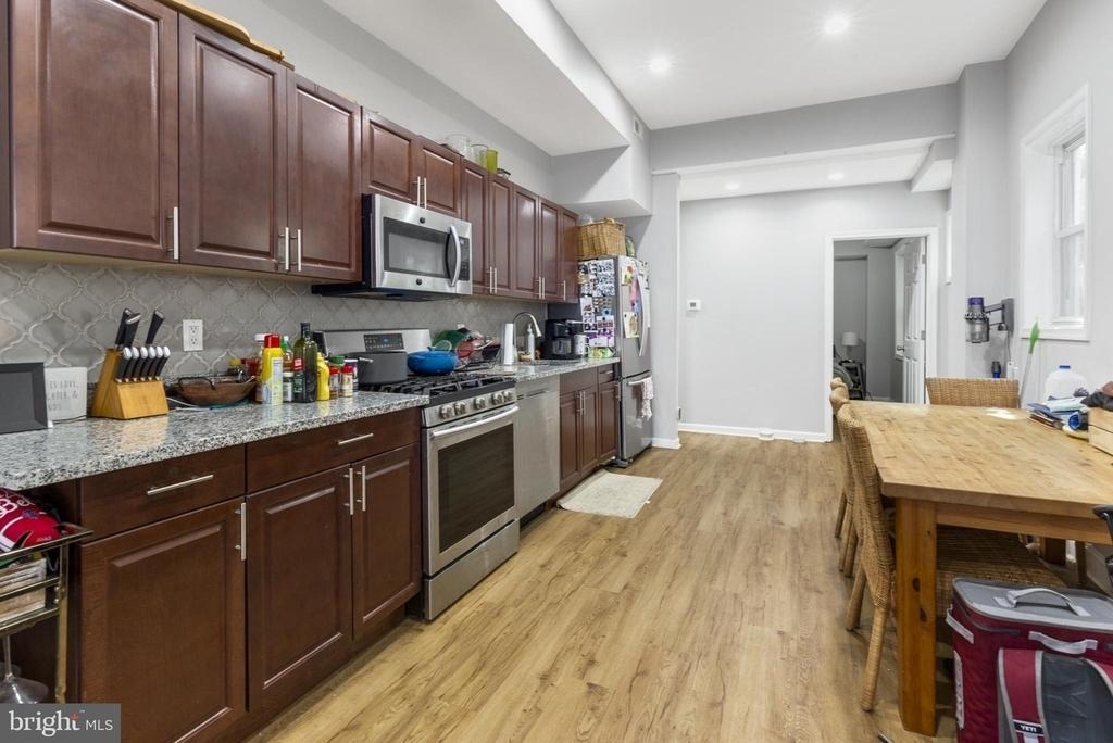 1209 E Susquehanna Avenue - Photo 4