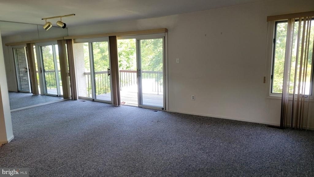 1901 Monroe Lane - Photo 4