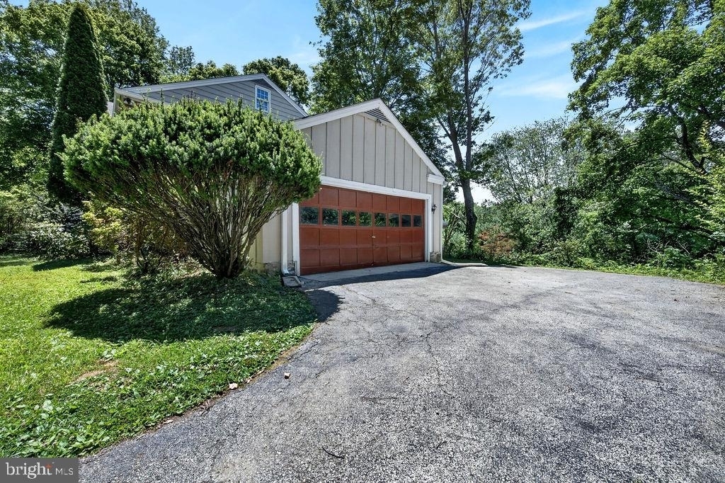718 Darby Paoli Road - Photo 3