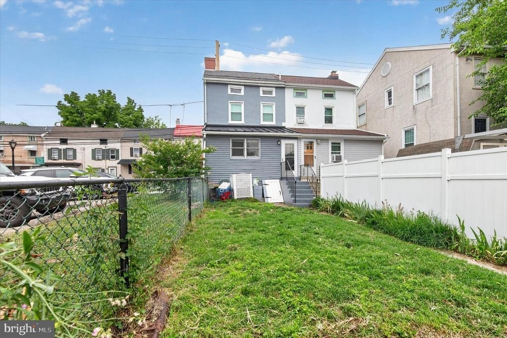 128 E High Street - Photo 6