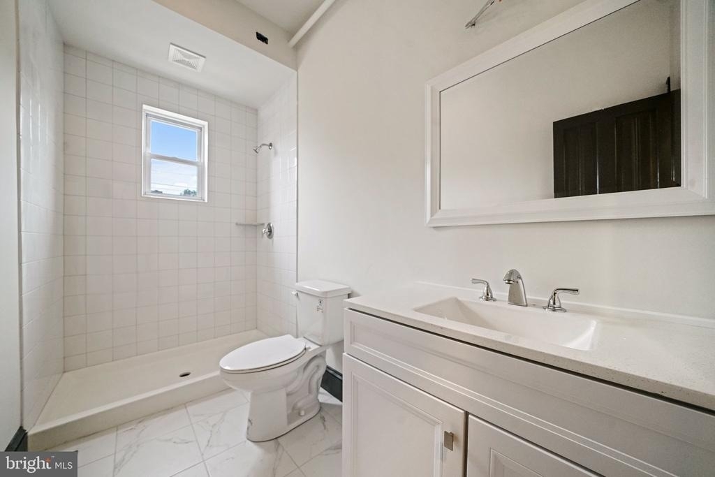119 S Broad Street - Photo 4