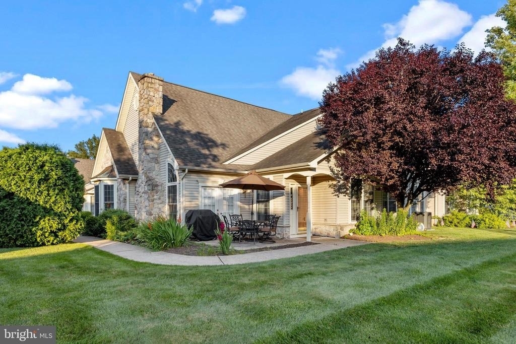 319 Starflower Lane - Photo 0