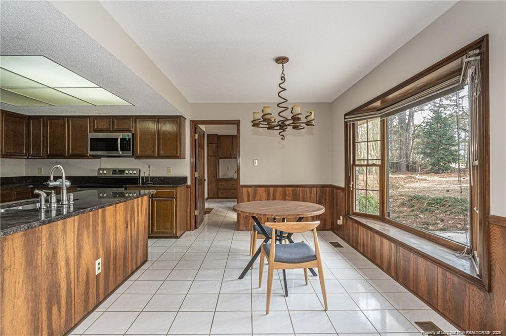6821 Thames Drive - Photo 16