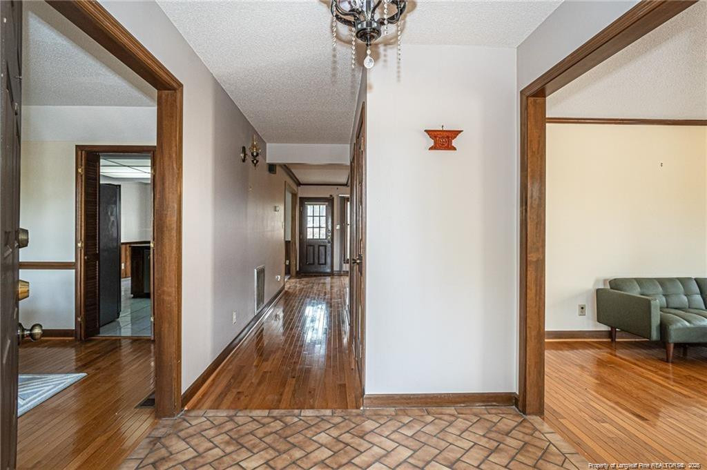 6821 Thames Drive - Photo 3