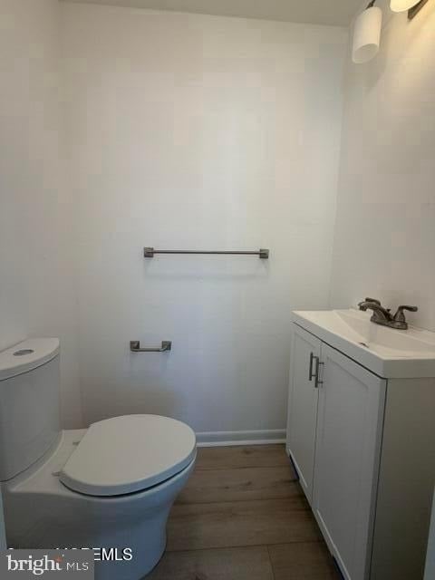 445 E Bayview Avenue - Photo 11