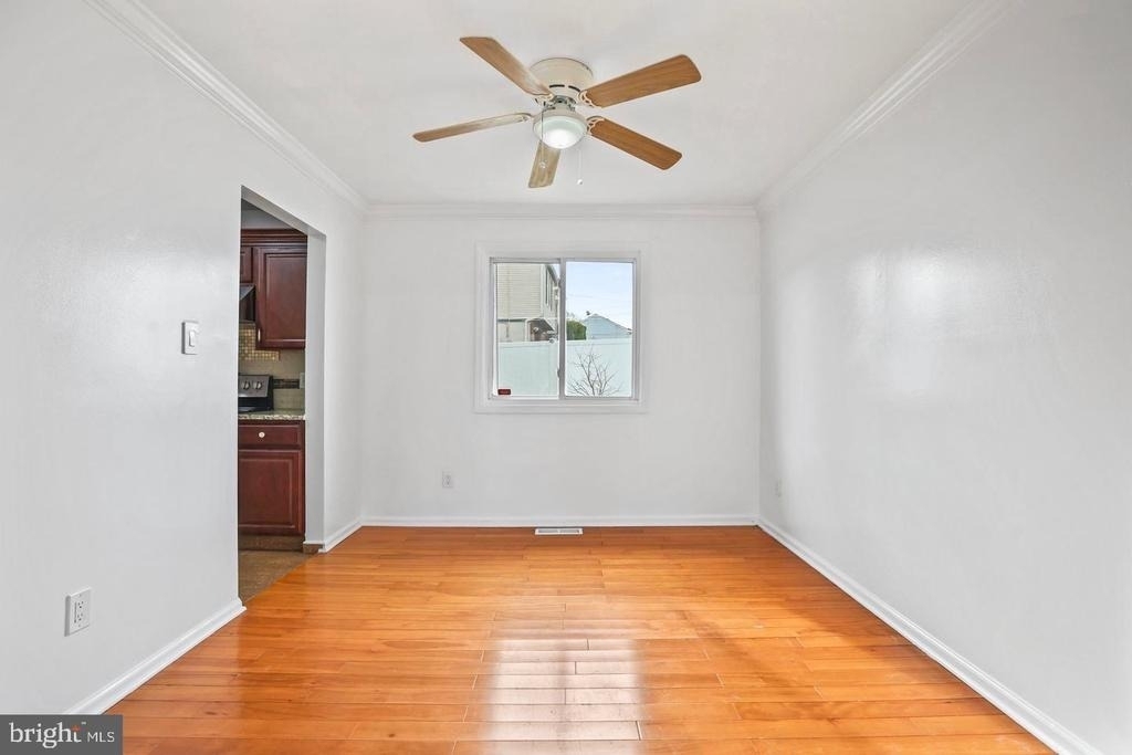7710 Greenbrier Road - Photo 9