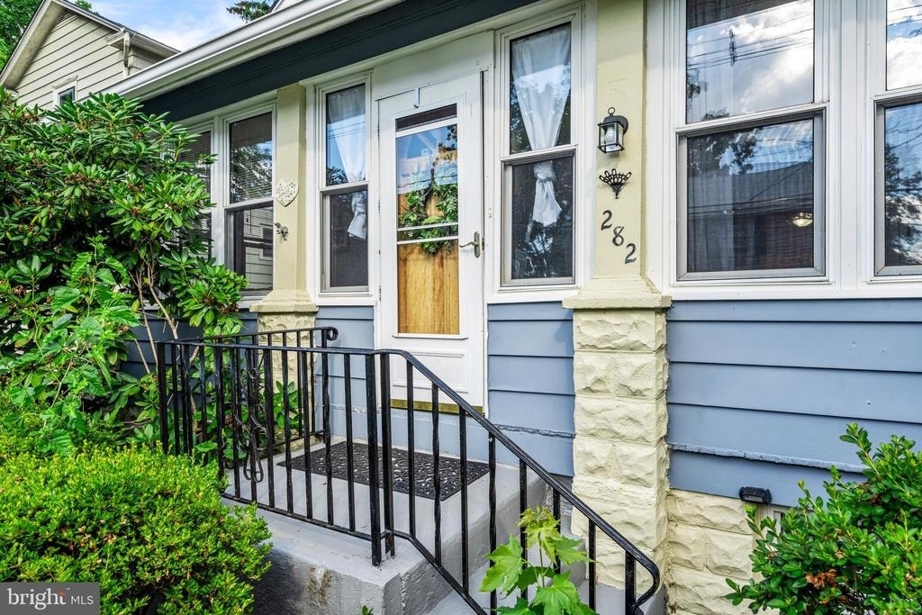 282 Lake Street - Photo 0