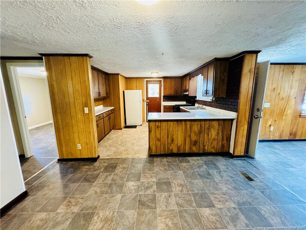 1003 James Street - Photo 6