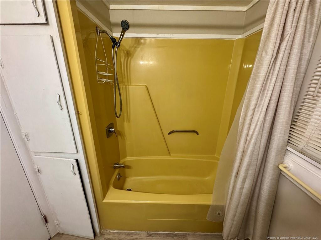 1003 James Street - Photo 17