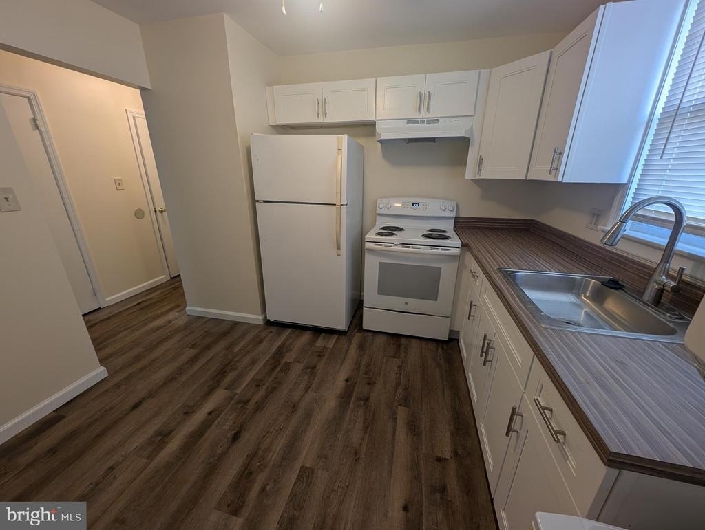 12 Florence Tollgate - Photo 3