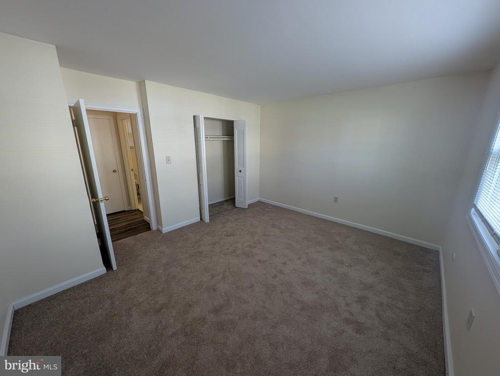 12 Florence Tollgate - Photo 12