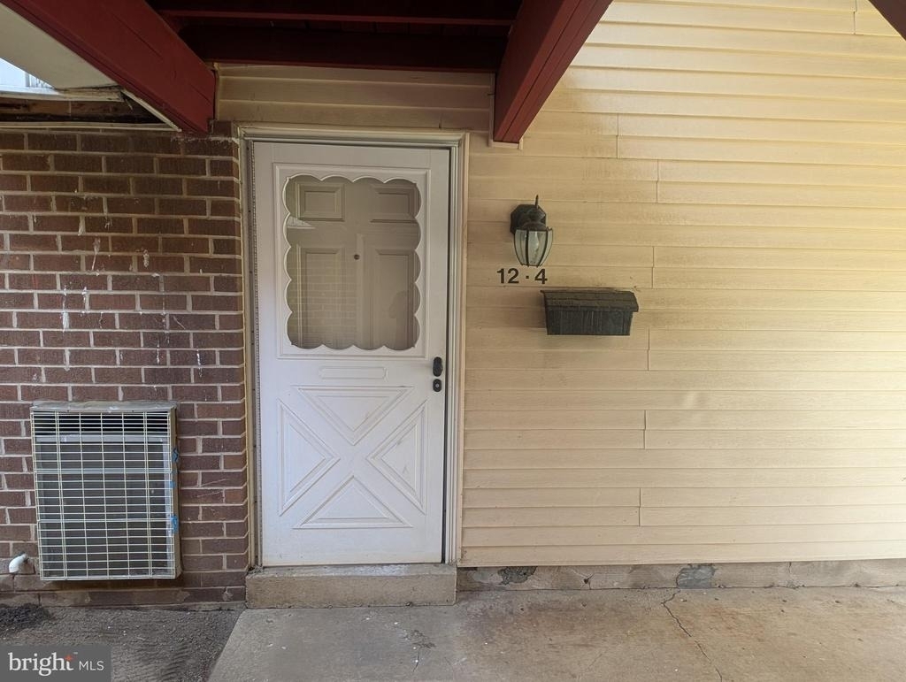 12 Florence Tollgate - Photo 1