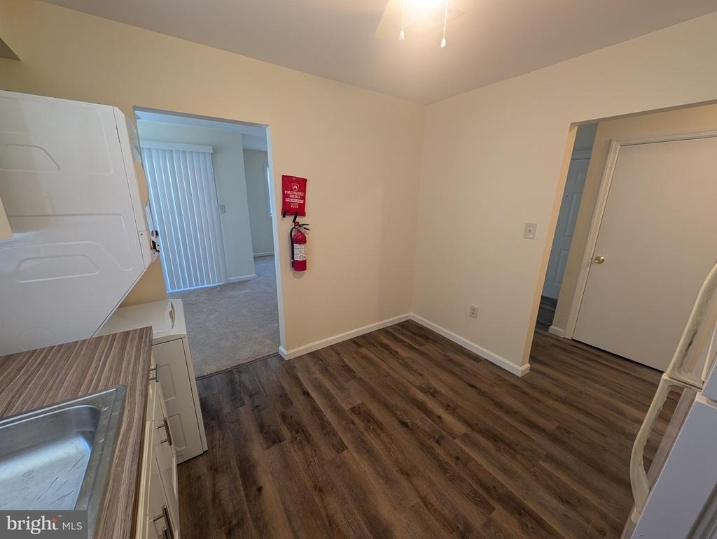 12 Florence Tollgate - Photo 5