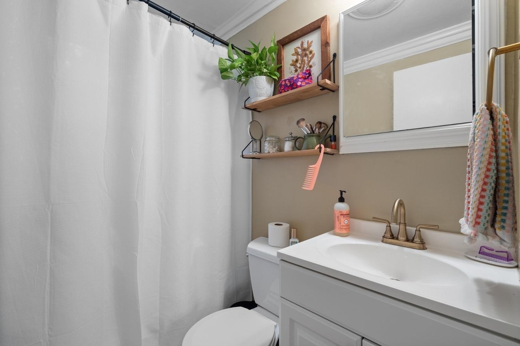 635 Daniels Street - Photo 14