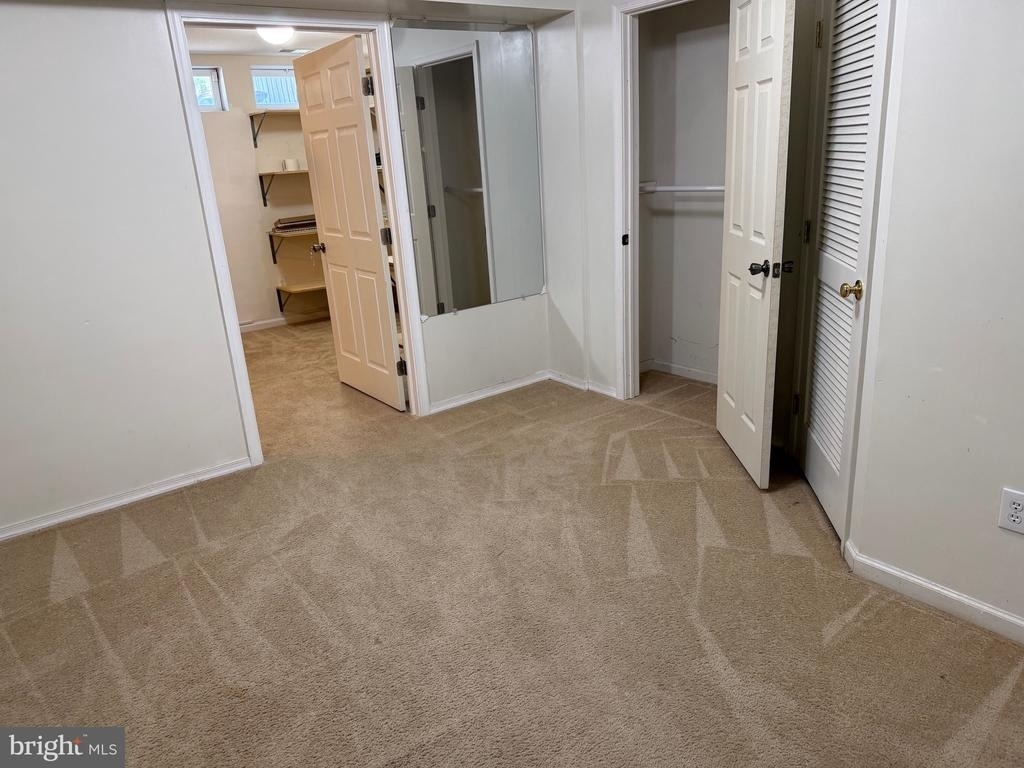 268 Regents Circle - Photo 15