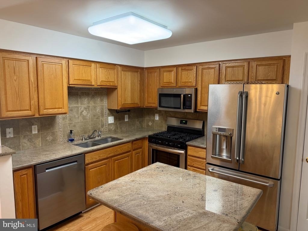 268 Regents Circle - Photo 8