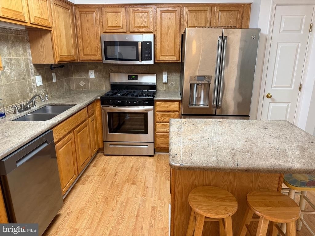 268 Regents Circle - Photo 9