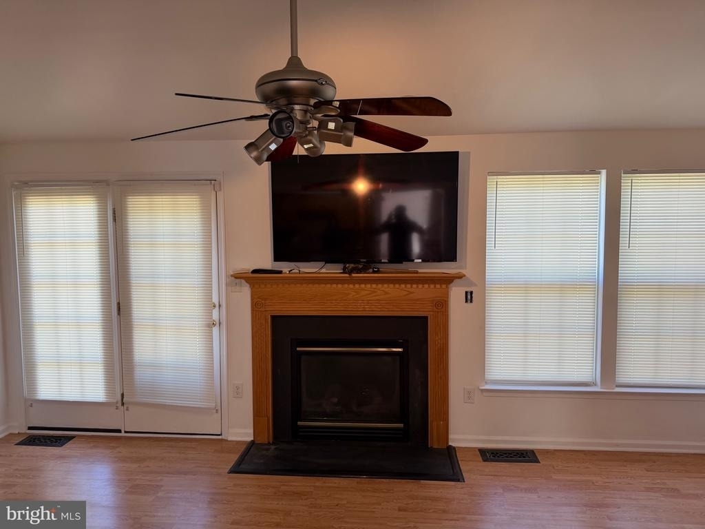 268 Regents Circle - Photo 5
