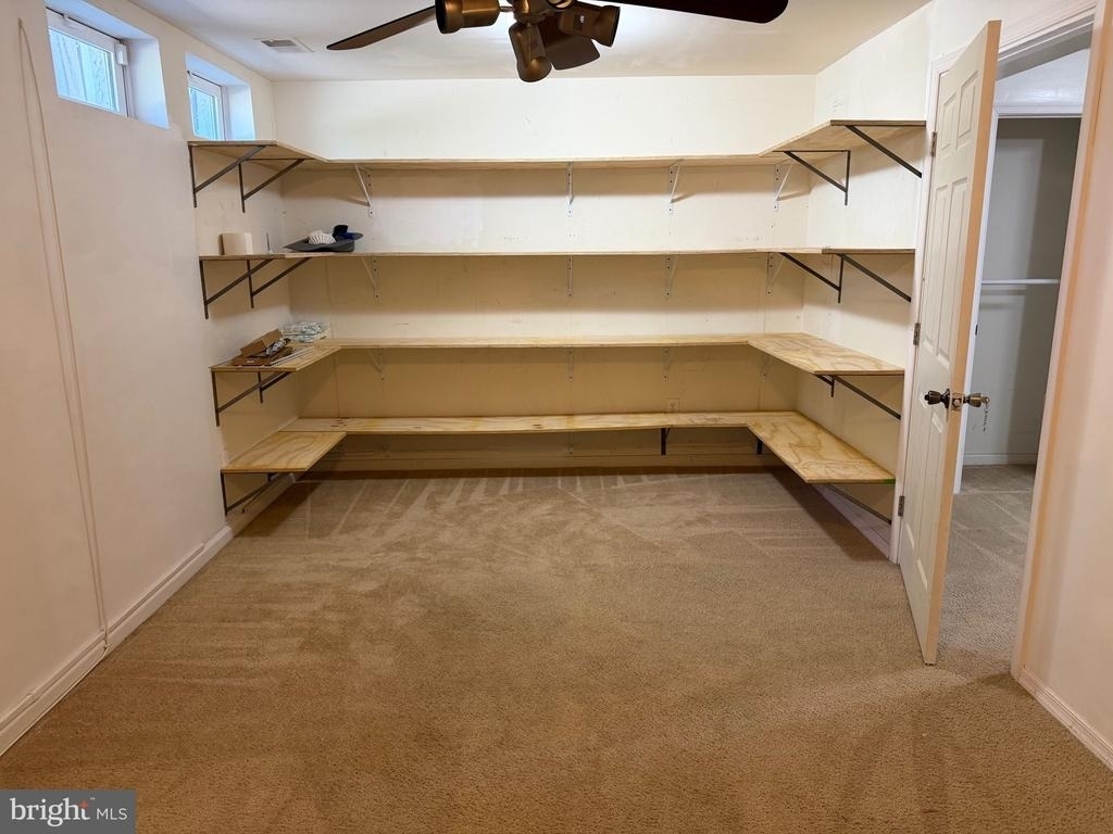 268 Regents Circle - Photo 19
