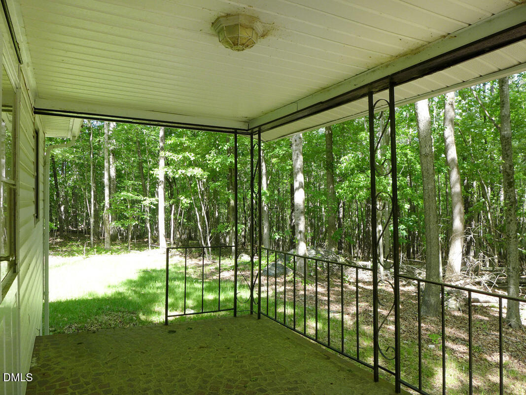 840 Nathaniel Estate Lane - Photo 16