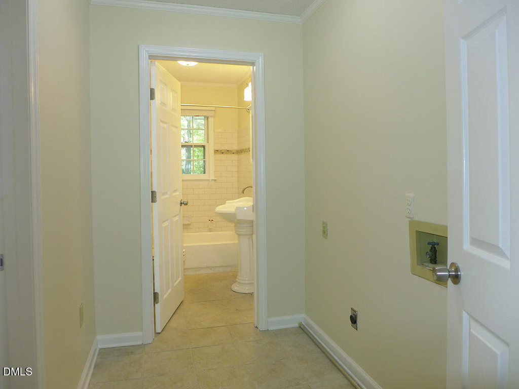 840 Nathaniel Estate Lane - Photo 10