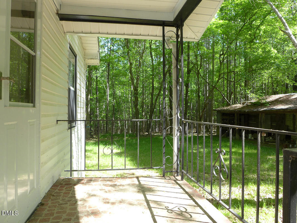 840 Nathaniel Estate Lane - Photo 15