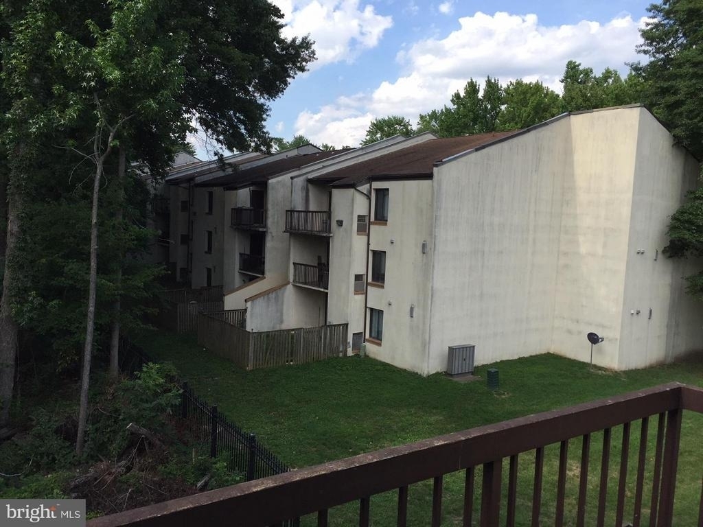10106 Campus Way S - Photo 7