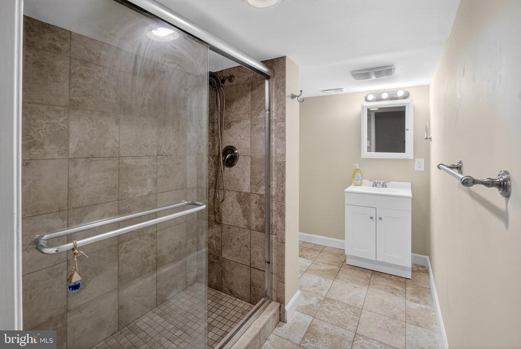 13008 Bellevue Street - Photo 18