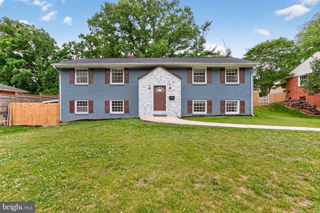 13008 Bellevue Street - Photo 0
