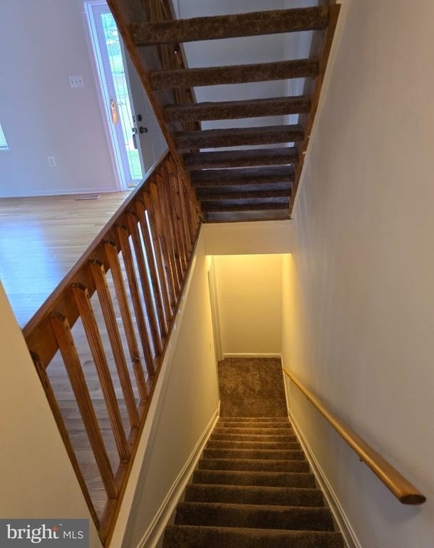809 Saint Michaels Drive - Photo 4