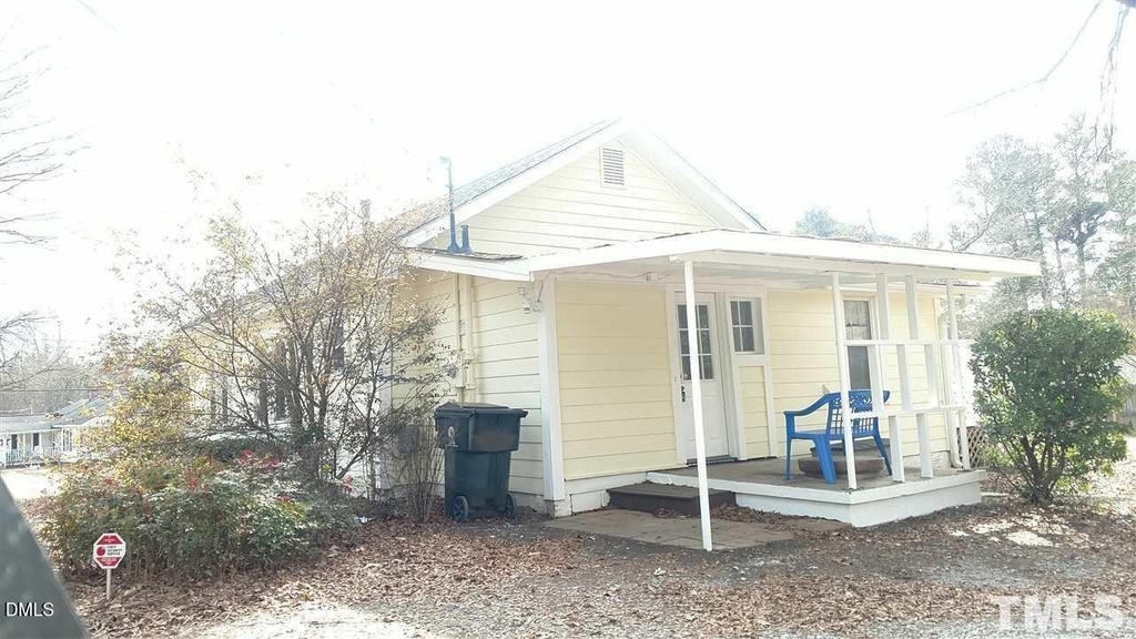 2821 E Geer Street - Photo 1