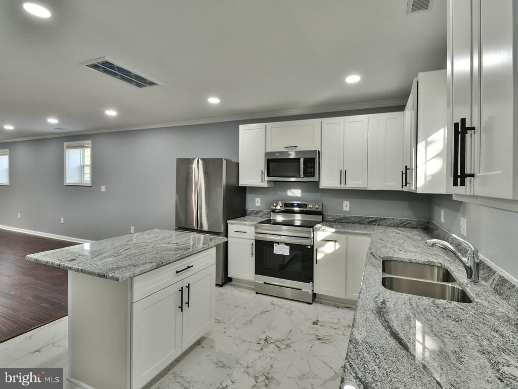 3801 Portal Avenue - Photo 9