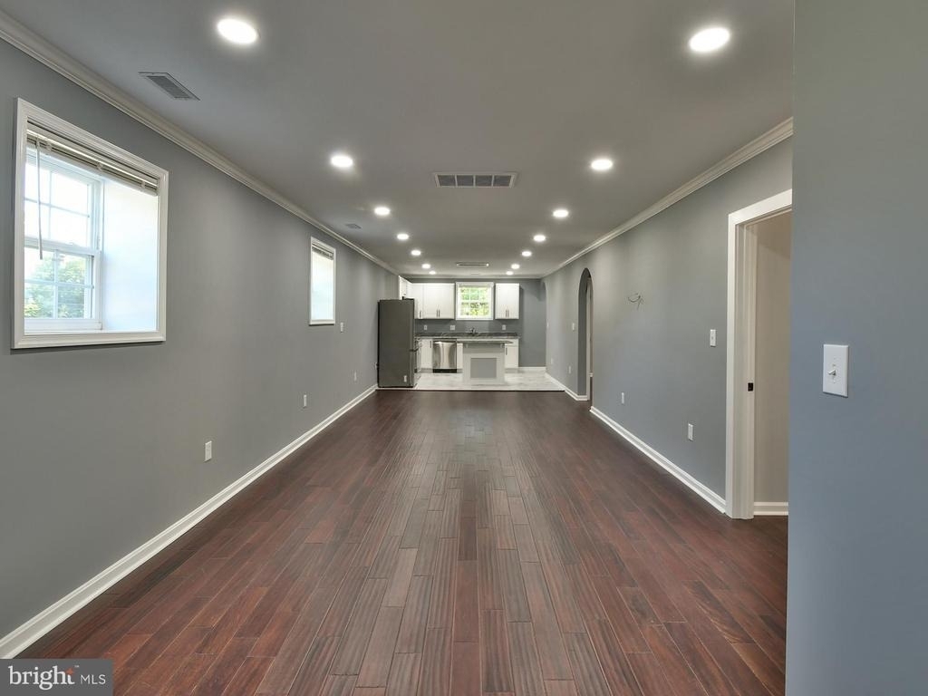 3801 Portal Avenue - Photo 3
