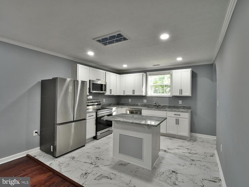3801 Portal Avenue - Photo 10