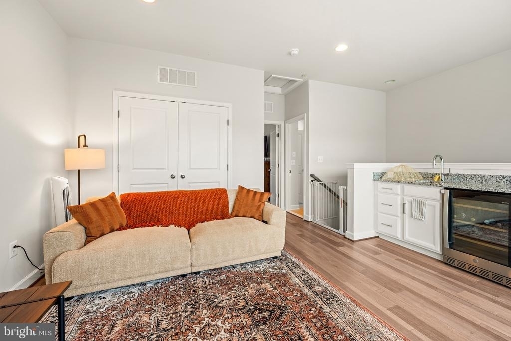605 Skiff Way - Photo 19
