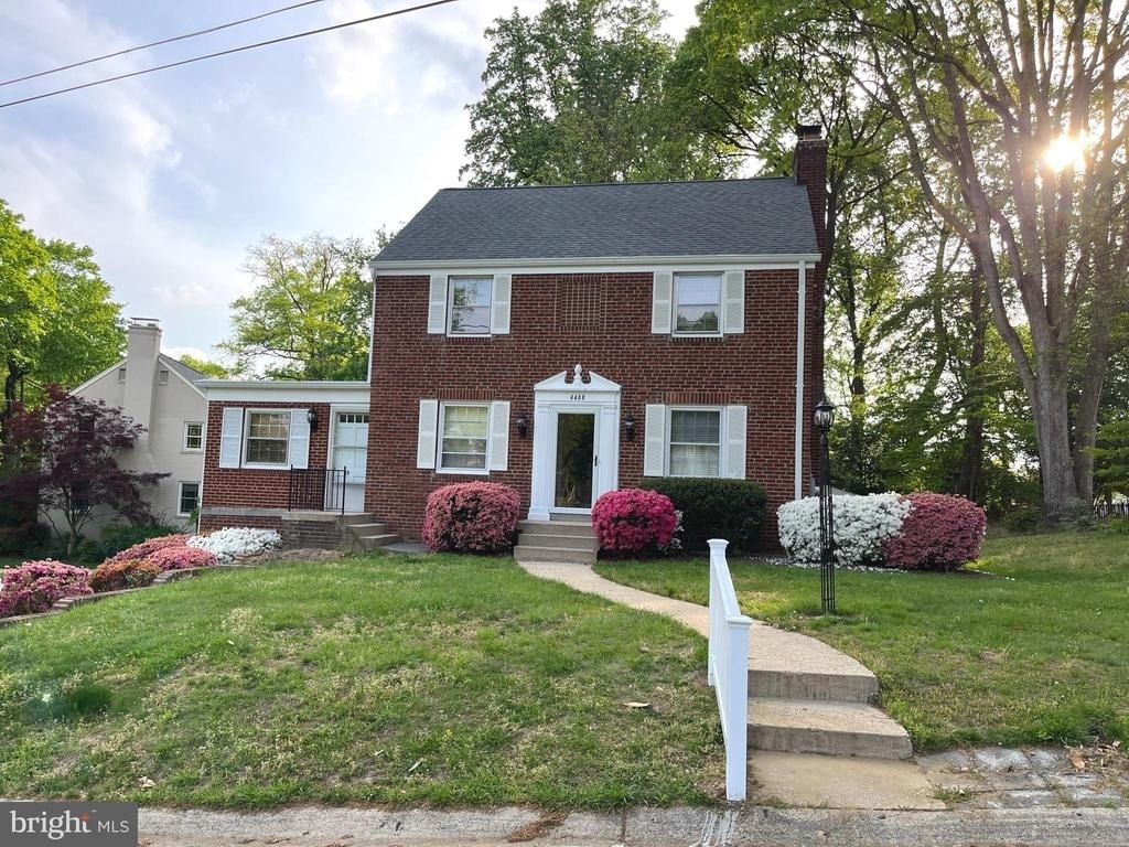 4408 Glenridge Street - Photo 2