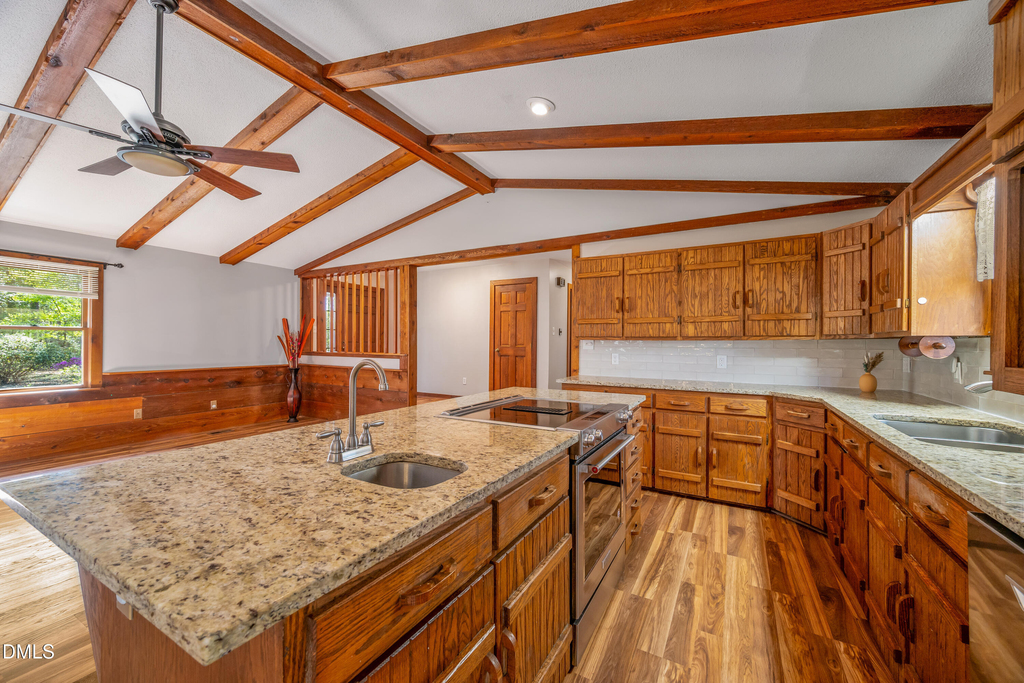 433 Holly Oak Court - Photo 1