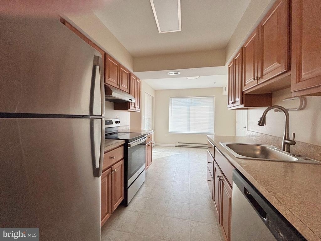 15210 Elkridge Way - Photo 10