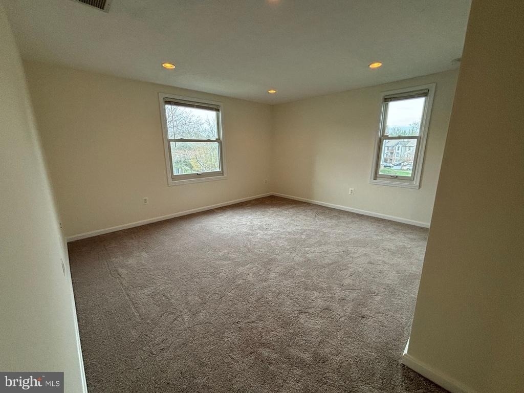 26001 Brigadier Place - Photo 7