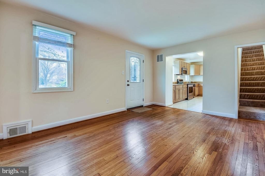 210 E Hamilton Avenue - Photo 31