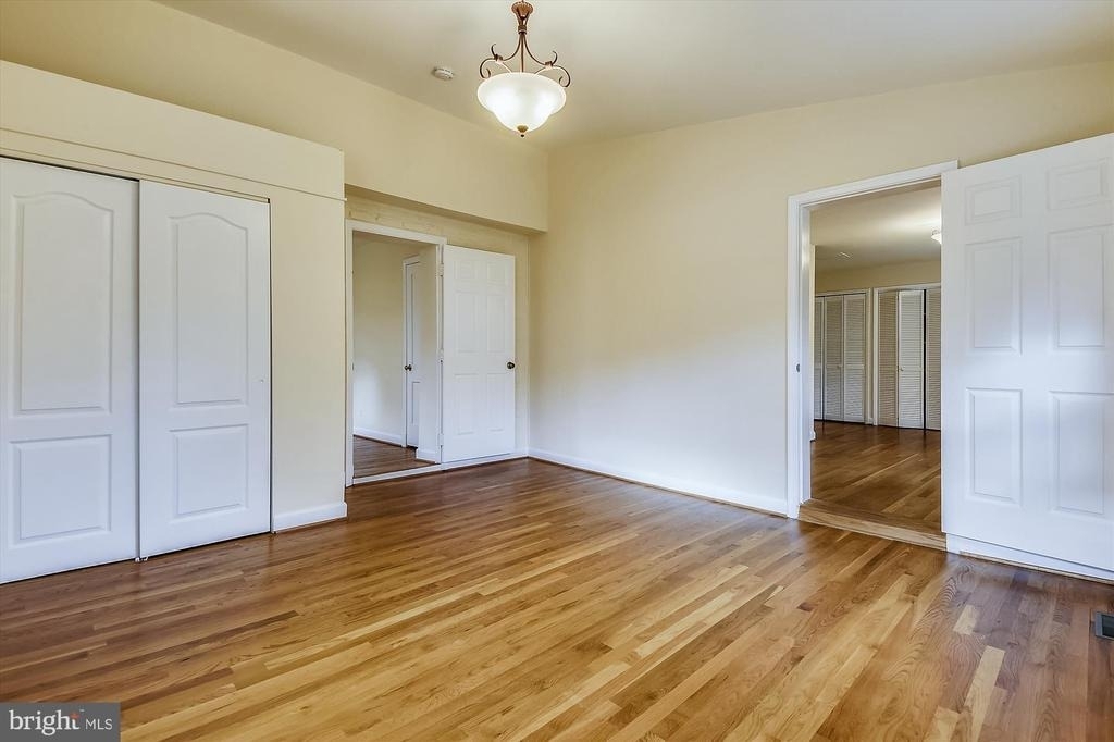 210 E Hamilton Avenue - Photo 10