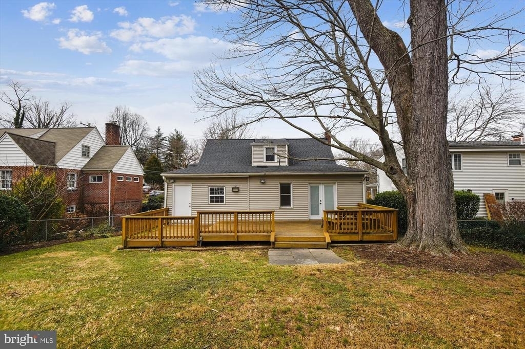210 E Hamilton Avenue - Photo 46