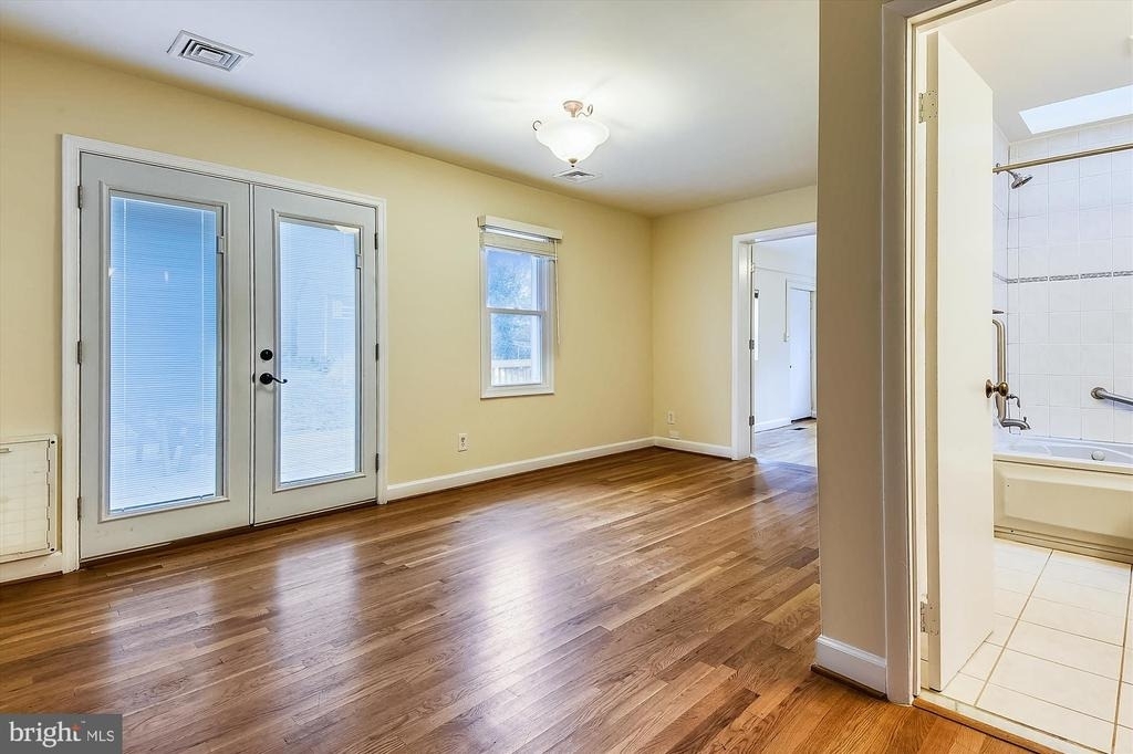 210 E Hamilton Avenue - Photo 28