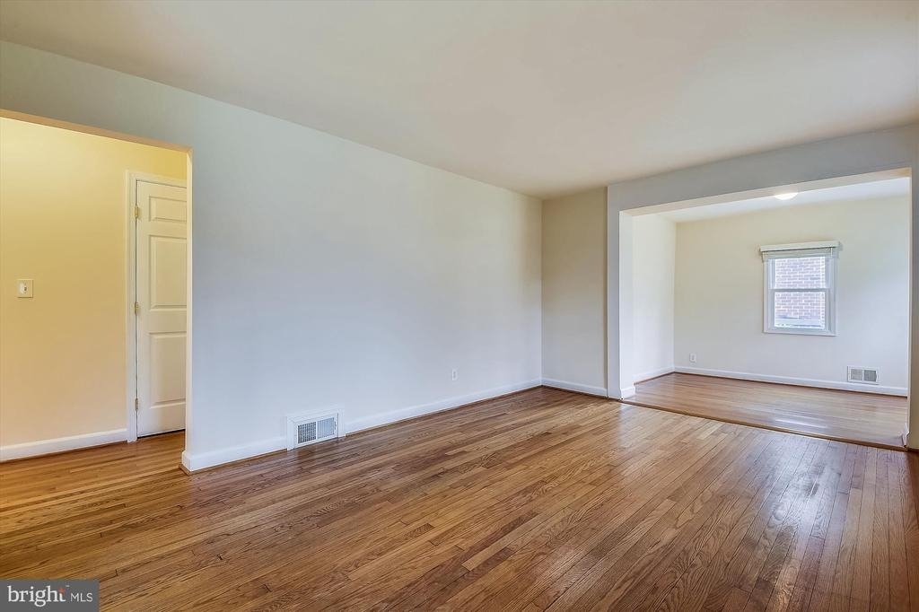 210 E Hamilton Avenue - Photo 33