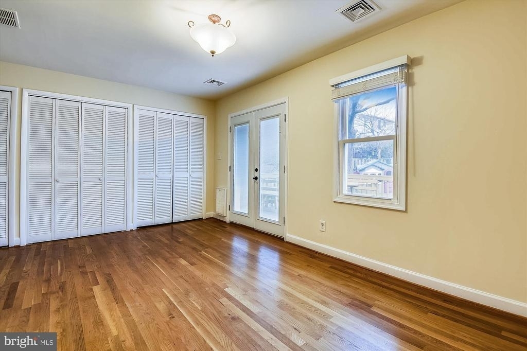 210 E Hamilton Avenue - Photo 29