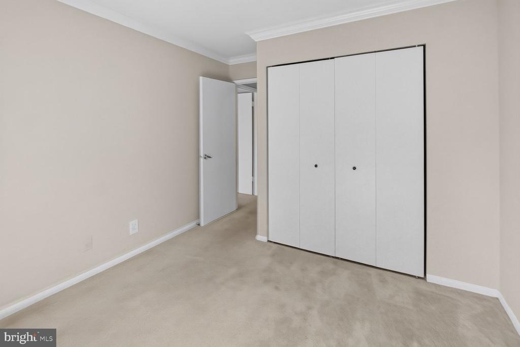 5915 Tamar Drive - Photo 5
